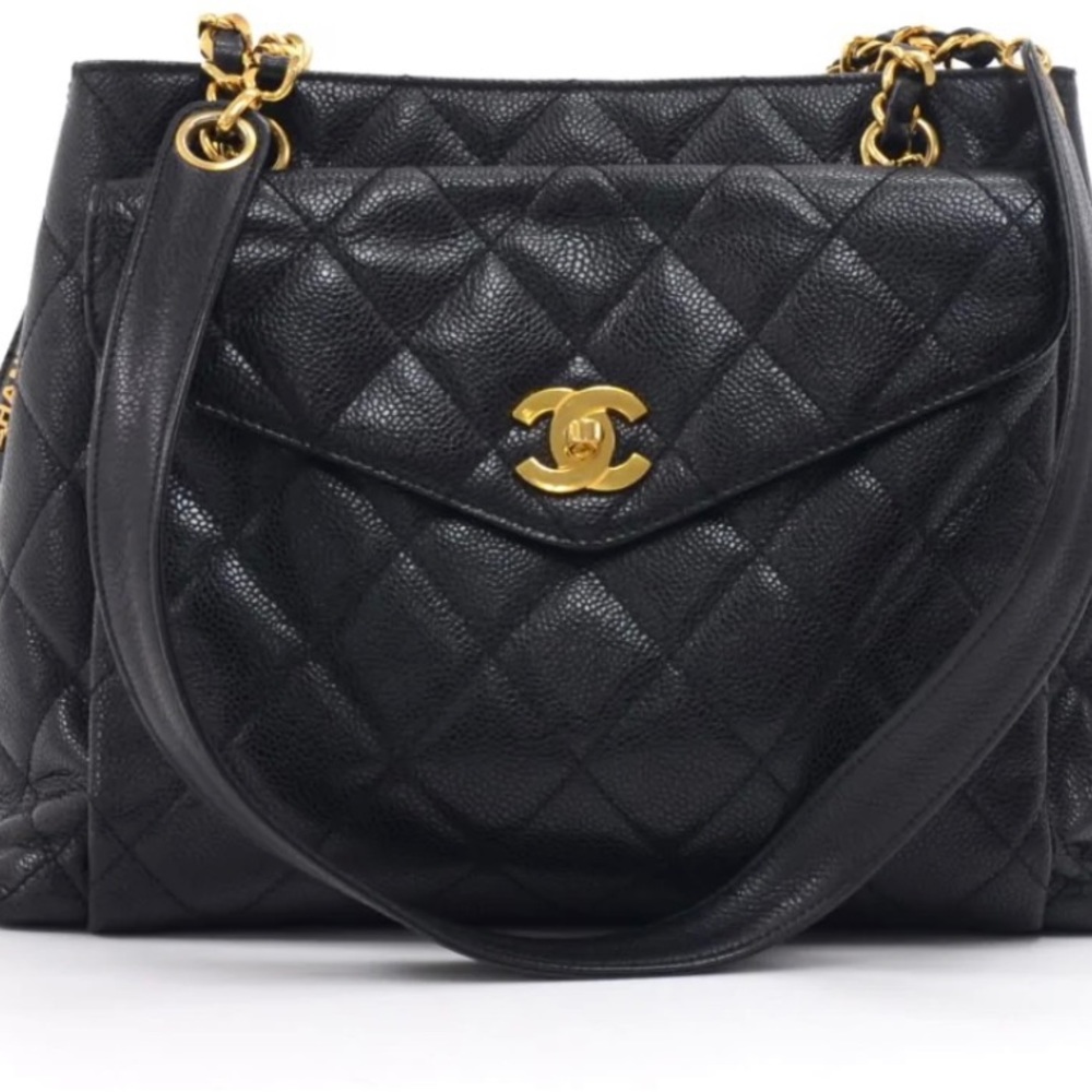 CAVIAR LEATHER FRONT ENVELOPE POCKET SHOULDER BAG